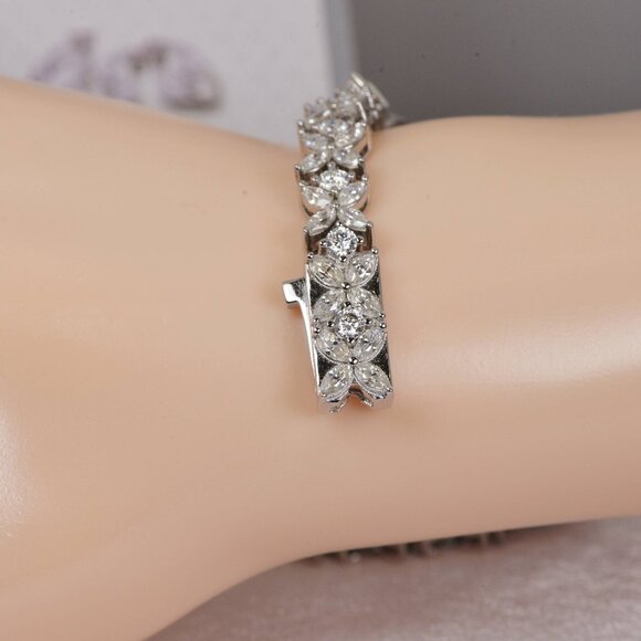 GRA Certified Maqui and Round Cut Moissanite Tennis Bracelet 925 Sterling - Picture 4 of 8